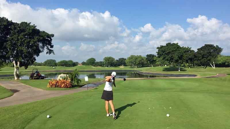 Teeing off on the 11th at Ewa Beach on the island of Oahu