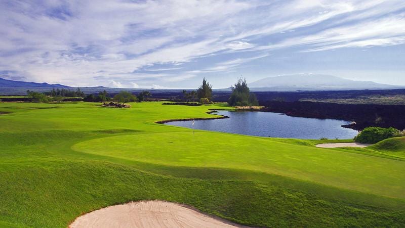 Waikoloa Kings Water Hazzard on the back nine with lots of lava