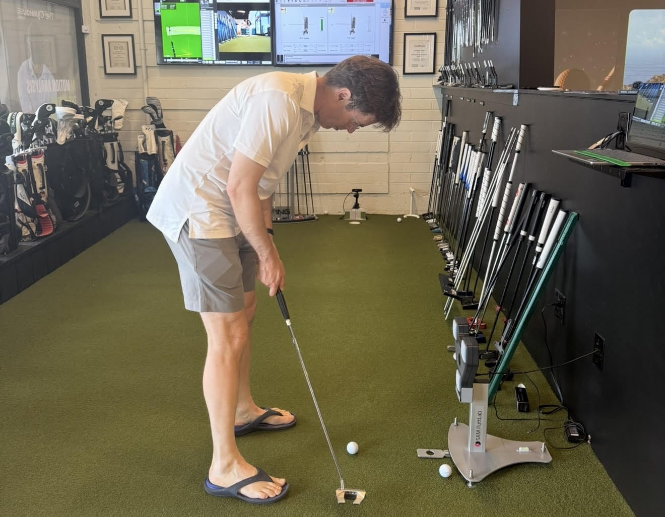 Indoor Golf Sim Honolulu
