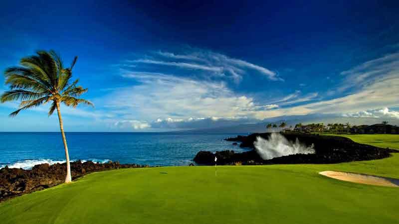 The beautiful 7th at Waikoloa Beach Golf Course