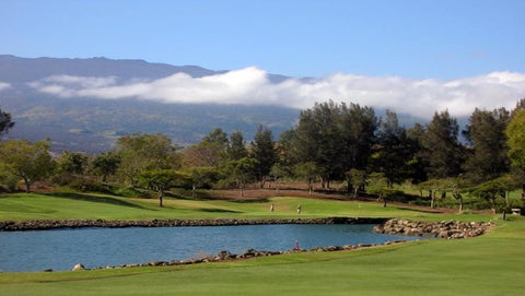 Makani Golf Club Hawaii view of lake and volcano